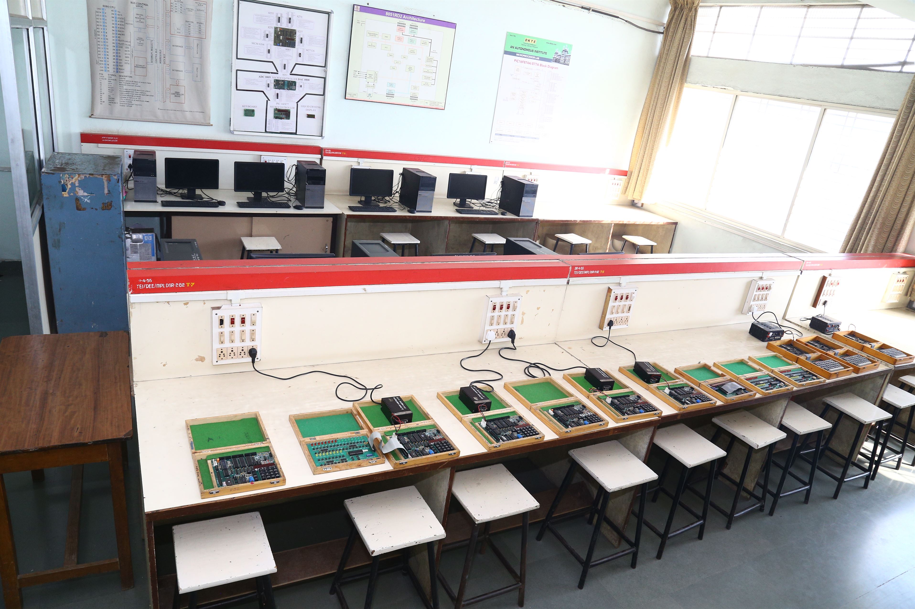 4 Microprocessor Lab