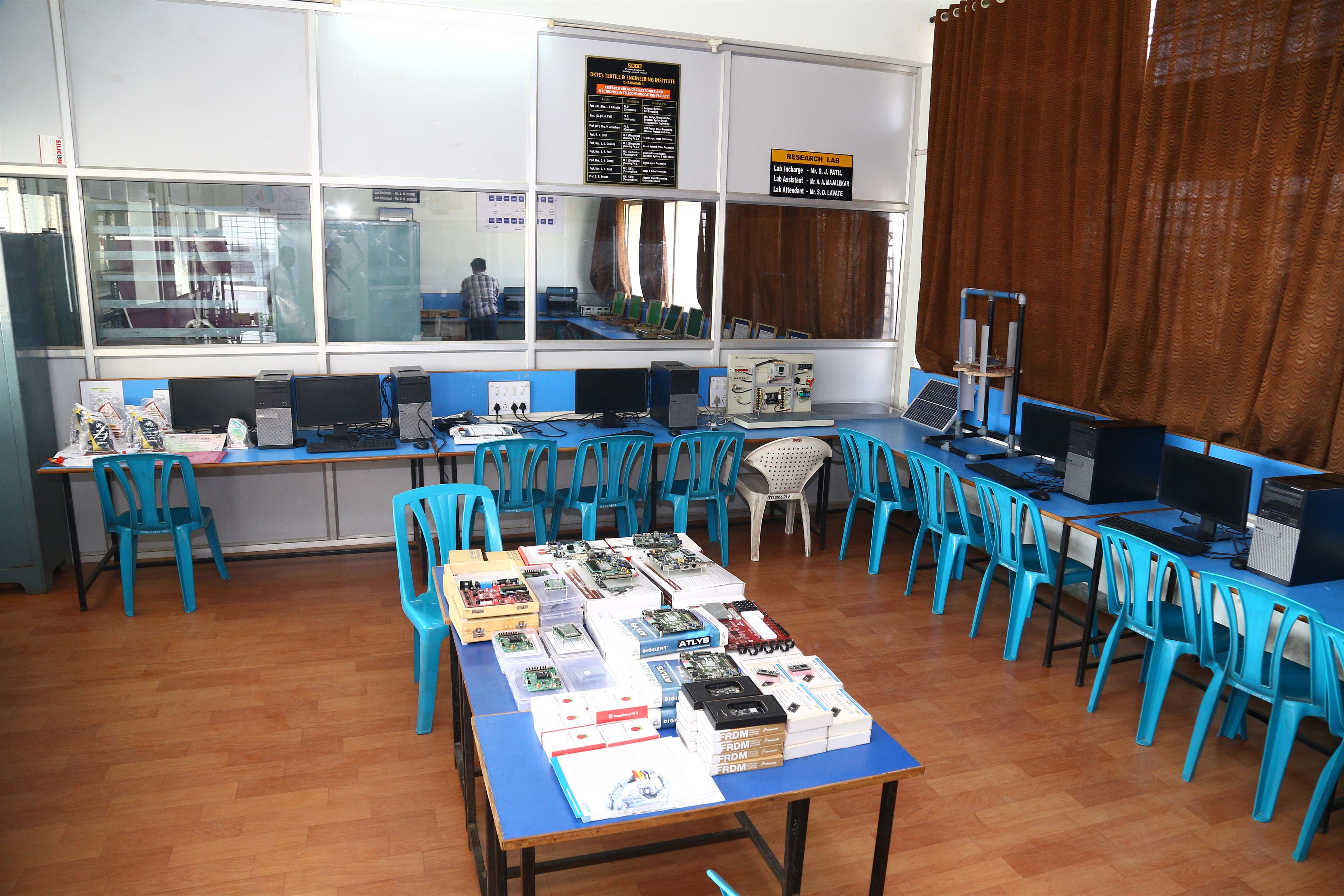 8 Research Lab
